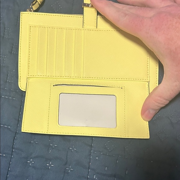 Kate Spade Cedar Street Karolina Wristlet Lemon